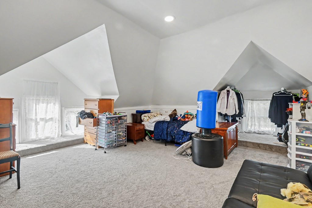 38 Penn Avenue, Mansfield, Ohio 44903, 4 Bedrooms Bedrooms, ,2 BathroomsBathrooms,Residential,For Sale,Penn Avenue,9072799