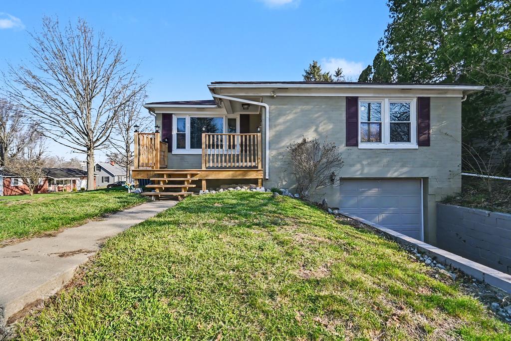 740 Gay Street, Bucyrus, Ohio 44820, 3 Bedrooms Bedrooms, ,1 BathroomBathrooms,Residential,For Sale,Gay Street,9072819