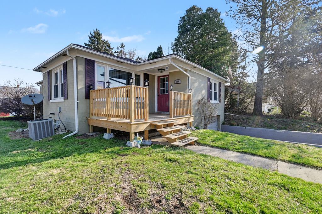 740 Gay Street, Bucyrus, Ohio 44820, 3 Bedrooms Bedrooms, ,1 BathroomBathrooms,Residential,For Sale,Gay Street,9072819