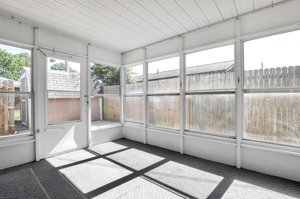 325 W Liberty Street, Bucyrus, Ohio 44820, 3 Bedrooms Bedrooms, ,1 BathroomBathrooms,Residential,For Sale,Liberty Street,9072824