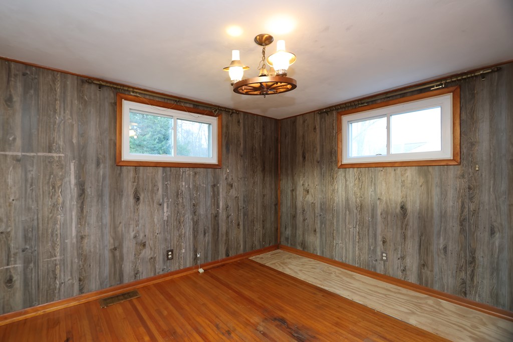 1462 S Lascerne Circle, Mansfield, Ohio 44906, 2 Bedrooms Bedrooms, ,1 BathroomBathrooms,Residential,For Sale,Lascerne Circle,9072828