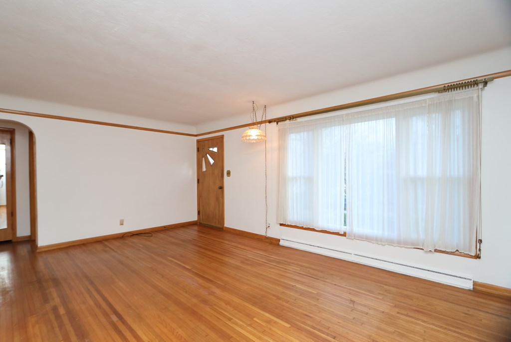 1462 S Lascerne Circle, Mansfield, Ohio 44906, 2 Bedrooms Bedrooms, ,1 BathroomBathrooms,Residential,For Sale,Lascerne Circle,9072828