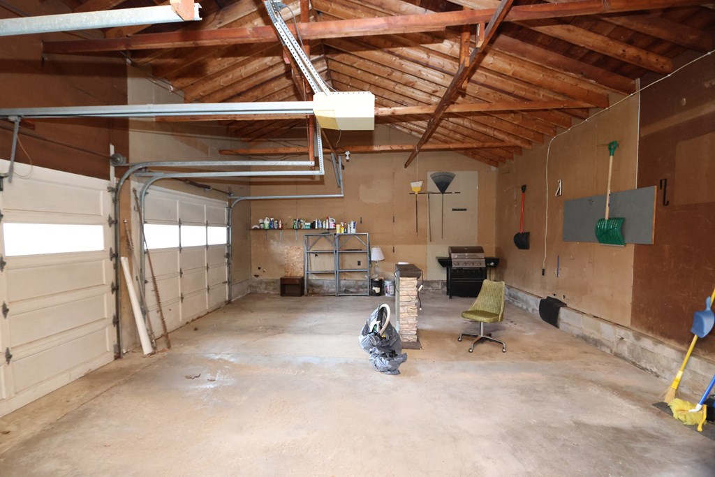 1462 S Lascerne Circle, Mansfield, Ohio 44906, 2 Bedrooms Bedrooms, ,1 BathroomBathrooms,Residential,For Sale,Lascerne Circle,9072828