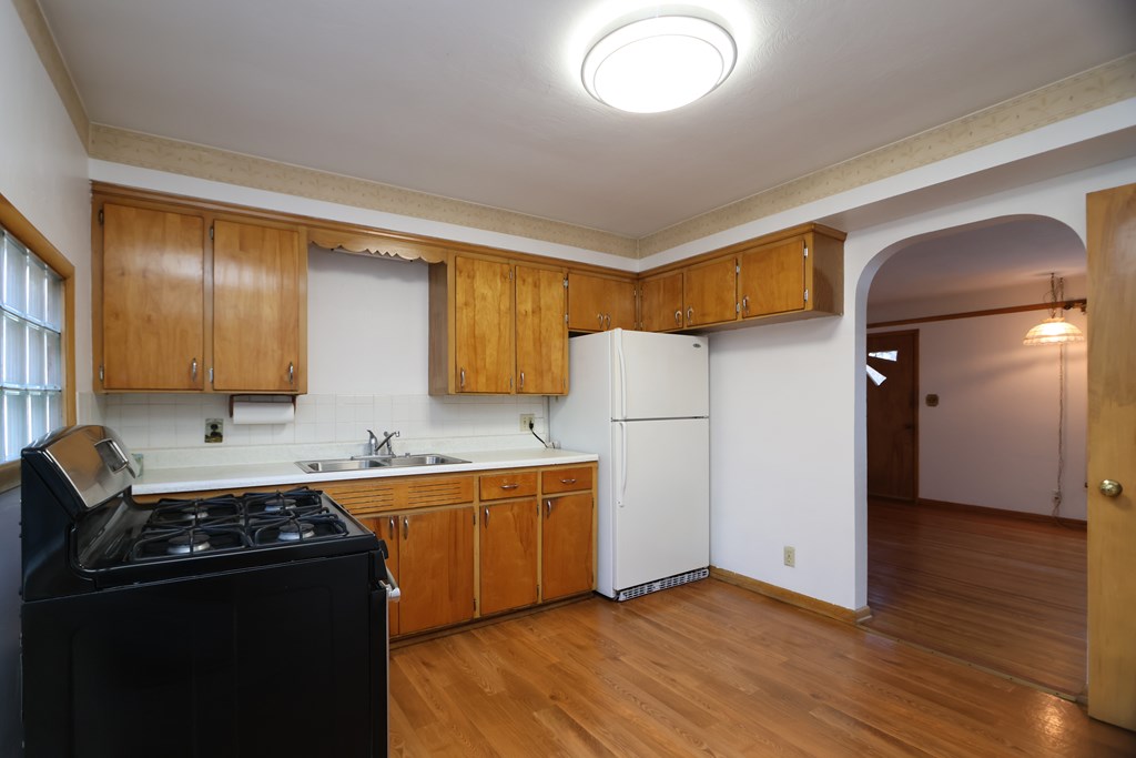 1462 S Lascerne Circle, Mansfield, Ohio 44906, 2 Bedrooms Bedrooms, ,1 BathroomBathrooms,Residential,For Sale,Lascerne Circle,9072828