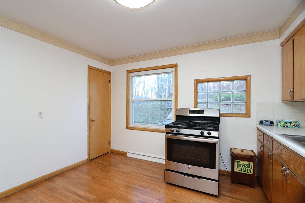 1462 S Lascerne Circle, Mansfield, Ohio 44906, 2 Bedrooms Bedrooms, ,1 BathroomBathrooms,Residential,For Sale,Lascerne Circle,9072828