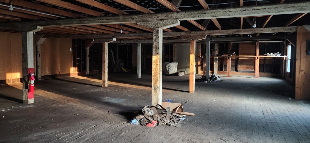 945 Mill Rd, Loudonville, Ohio 44842, ,Commercial Sale,For Sale,Mill Rd,9060190