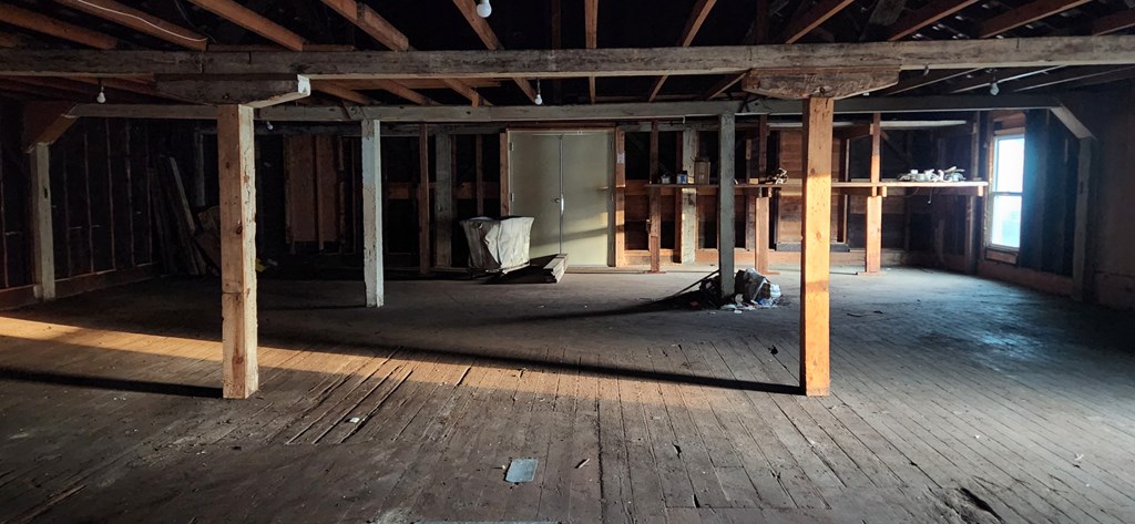 945 Mill Rd, Loudonville, Ohio 44842, ,Commercial Sale,For Sale,Mill Rd,9060190