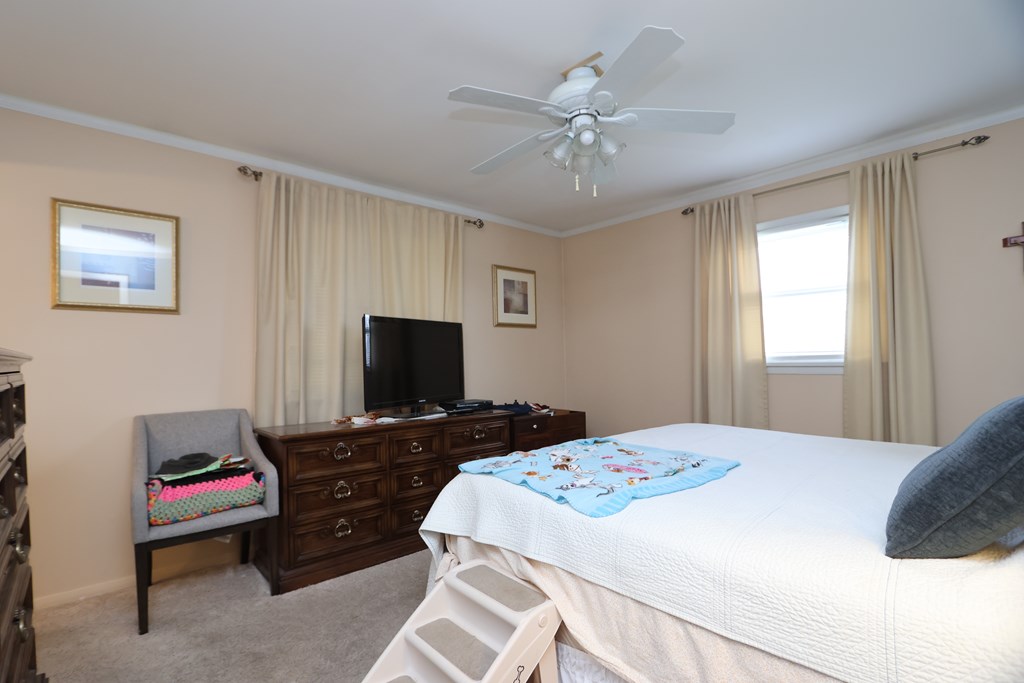 86 Sherbrook Road, Mansfield, Ohio 44907, 3 Bedrooms Bedrooms, ,2 BathroomsBathrooms,Residential,For Sale,Sherbrook Road,9072847