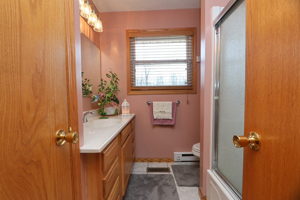 605 Twitchell Road, Mansfield, Ohio 44903, 3 Bedrooms Bedrooms, ,1 BathroomBathrooms,Residential,For Sale,Twitchell Road,9072859