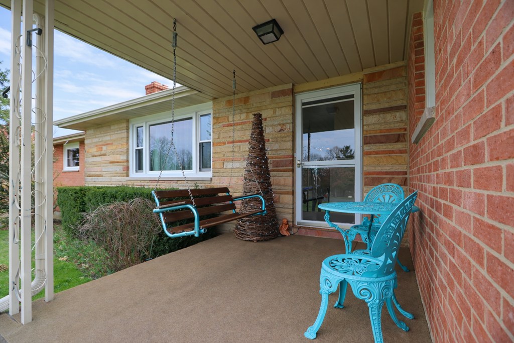 605 Twitchell Road, Mansfield, Ohio 44903, 3 Bedrooms Bedrooms, ,1 BathroomBathrooms,Residential,For Sale,Twitchell Road,9072859