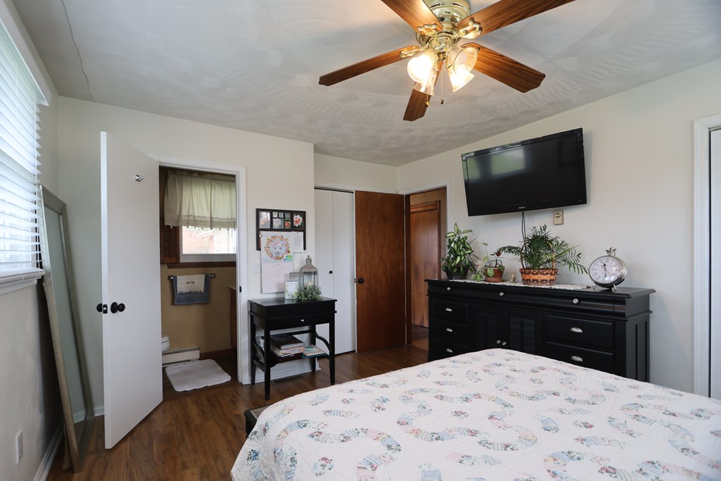 605 Twitchell Road, Mansfield, Ohio 44903, 3 Bedrooms Bedrooms, ,1 BathroomBathrooms,Residential,For Sale,Twitchell Road,9072859