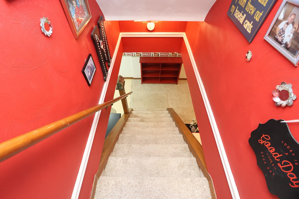 605 Twitchell Road, Mansfield, Ohio 44903, 3 Bedrooms Bedrooms, ,1 BathroomBathrooms,Residential,For Sale,Twitchell Road,9072859