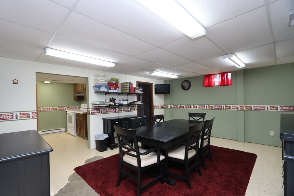 605 Twitchell Road, Mansfield, Ohio 44903, 3 Bedrooms Bedrooms, ,1 BathroomBathrooms,Residential,For Sale,Twitchell Road,9072859