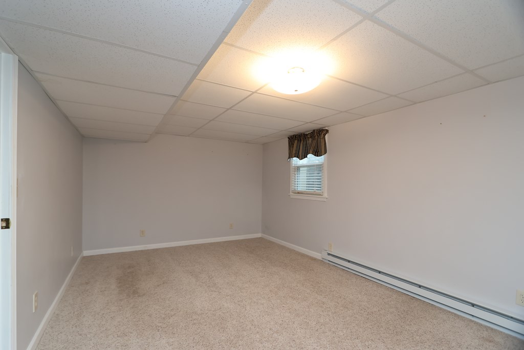 605 Twitchell Road, Mansfield, Ohio 44903, 3 Bedrooms Bedrooms, ,1 BathroomBathrooms,Residential,For Sale,Twitchell Road,9072859