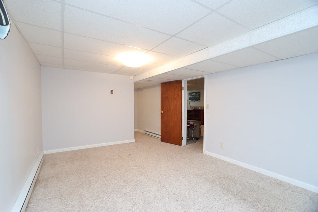 605 Twitchell Road, Mansfield, Ohio 44903, 3 Bedrooms Bedrooms, ,1 BathroomBathrooms,Residential,For Sale,Twitchell Road,9072859