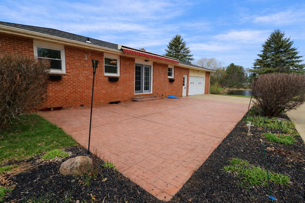 605 Twitchell Road, Mansfield, Ohio 44903, 3 Bedrooms Bedrooms, ,1 BathroomBathrooms,Residential,For Sale,Twitchell Road,9072859