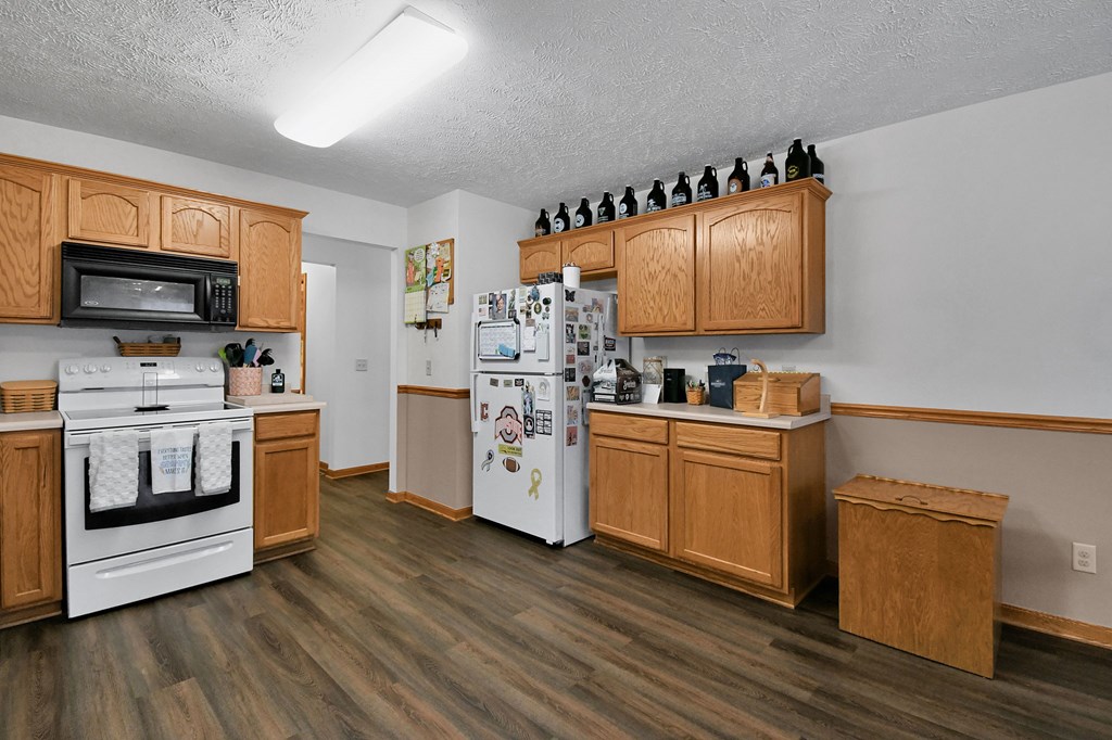 2240 Springmill West Road, Mansfield, Ohio 44903, 4 Bedrooms Bedrooms, ,2 BathroomsBathrooms,Residential,For Sale,Springmill West Road,9072861