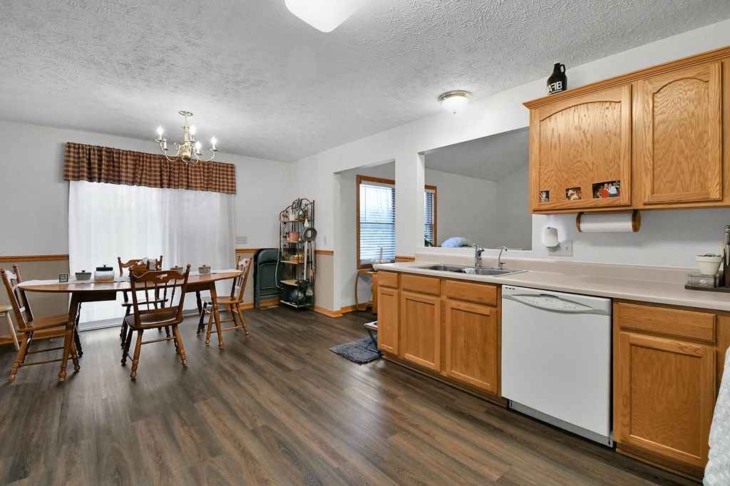 2240 Springmill West Road, Mansfield, Ohio 44903, 4 Bedrooms Bedrooms, ,2 BathroomsBathrooms,Residential,For Sale,Springmill West Road,9072861