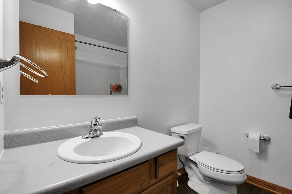 2240 Springmill West Road, Mansfield, Ohio 44903, 4 Bedrooms Bedrooms, ,2 BathroomsBathrooms,Residential,For Sale,Springmill West Road,9072861