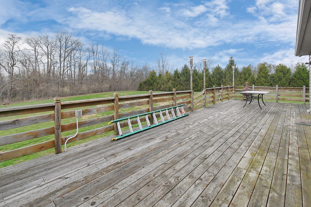 2240 Springmill West Road, Mansfield, Ohio 44903, 4 Bedrooms Bedrooms, ,2 BathroomsBathrooms,Residential,For Sale,Springmill West Road,9072861