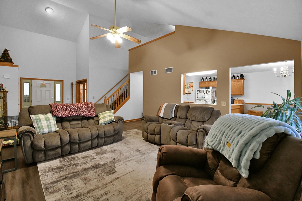 2240 Springmill West Road, Mansfield, Ohio 44903, 4 Bedrooms Bedrooms, ,2 BathroomsBathrooms,Residential,For Sale,Springmill West Road,9072861