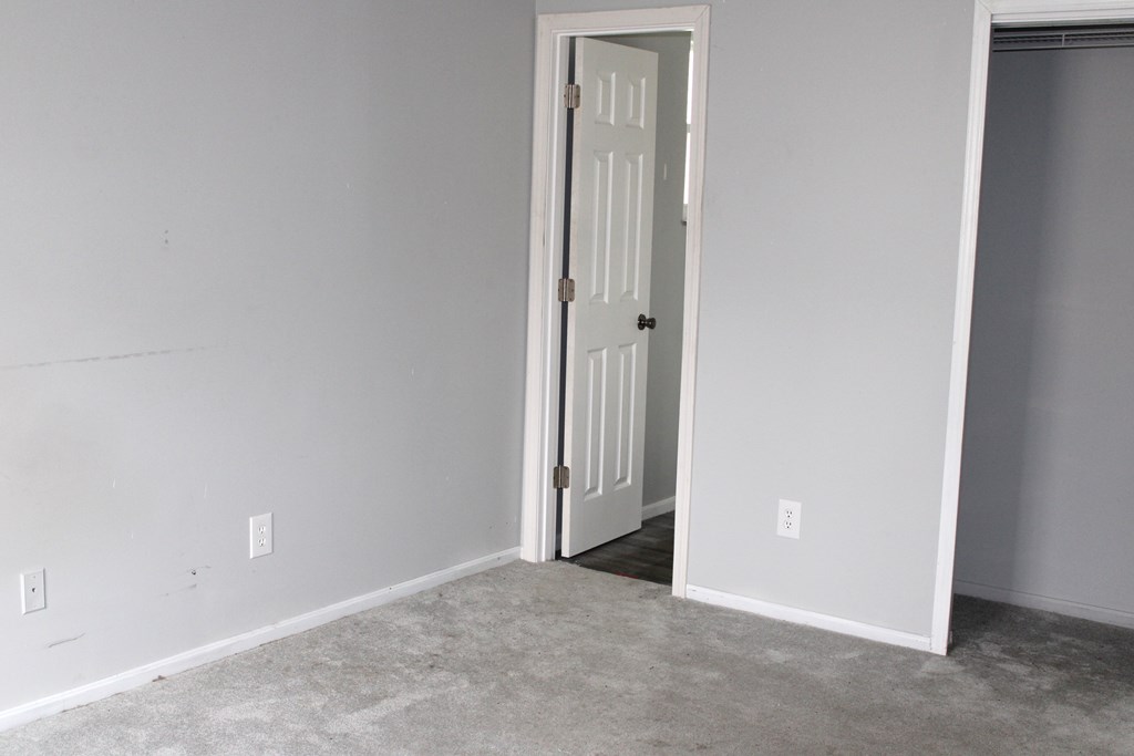 3012 Argonne Ct, Columbus, Ohio 43232, 3 Bedrooms Bedrooms, ,2 BathroomsBathrooms,Residential,For Sale,Argonne Ct,9072877