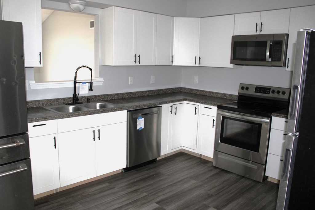 3012 Argonne Ct, Columbus, Ohio 43232, 3 Bedrooms Bedrooms, ,2 BathroomsBathrooms,Residential,For Sale,Argonne Ct,9072877