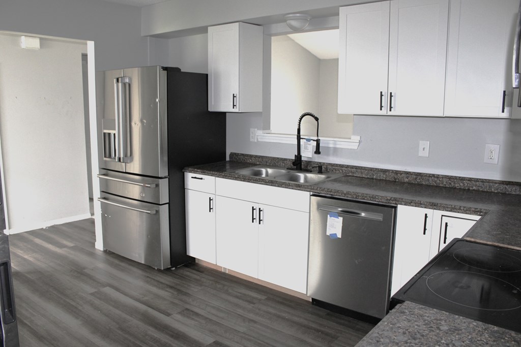 3012 Argonne Ct, Columbus, Ohio 43232, 3 Bedrooms Bedrooms, ,2 BathroomsBathrooms,Residential,For Sale,Argonne Ct,9072877