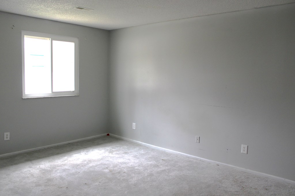 3012 Argonne Ct, Columbus, Ohio 43232, 3 Bedrooms Bedrooms, ,2 BathroomsBathrooms,Residential,For Sale,Argonne Ct,9072877