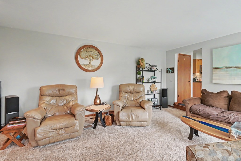 29 Woodside Blvd, Mansfield, Ohio 44904, 3 Bedrooms Bedrooms, ,2 BathroomsBathrooms,Residential,For Sale,Woodside Blvd,9072879