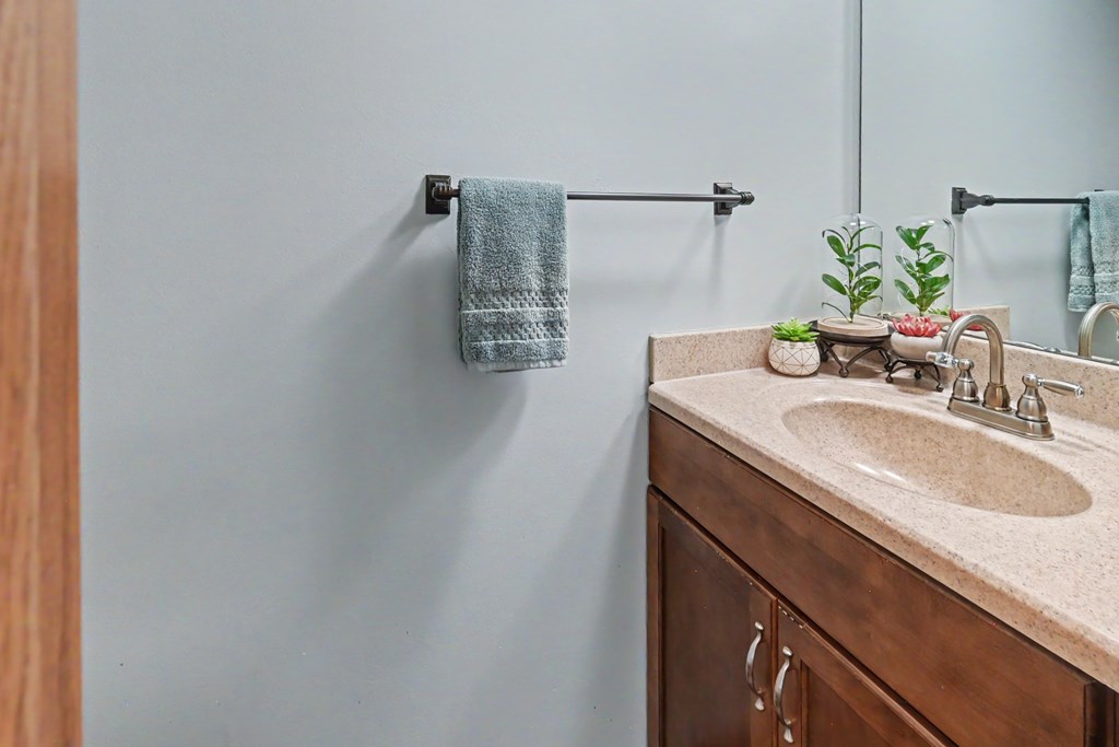 29 Woodside Blvd, Mansfield, Ohio 44904, 3 Bedrooms Bedrooms, ,2 BathroomsBathrooms,Residential,For Sale,Woodside Blvd,9072879