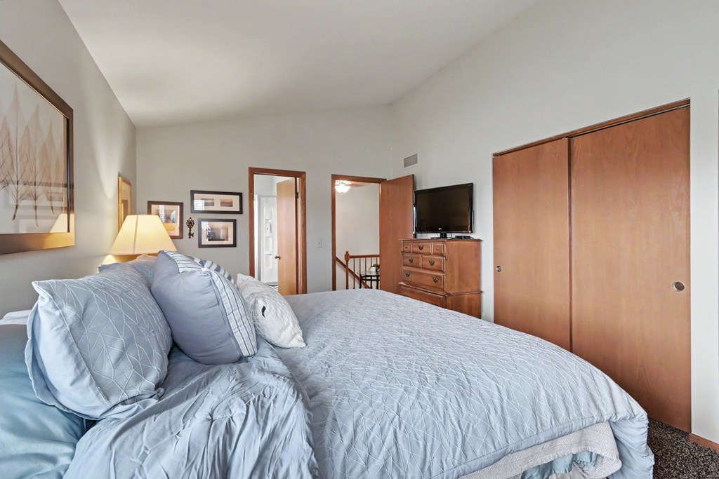 29 Woodside Blvd, Mansfield, Ohio 44904, 3 Bedrooms Bedrooms, ,2 BathroomsBathrooms,Residential,For Sale,Woodside Blvd,9072879