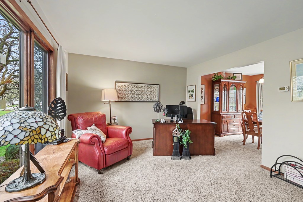 29 Woodside Blvd, Mansfield, Ohio 44904, 3 Bedrooms Bedrooms, ,2 BathroomsBathrooms,Residential,For Sale,Woodside Blvd,9072879