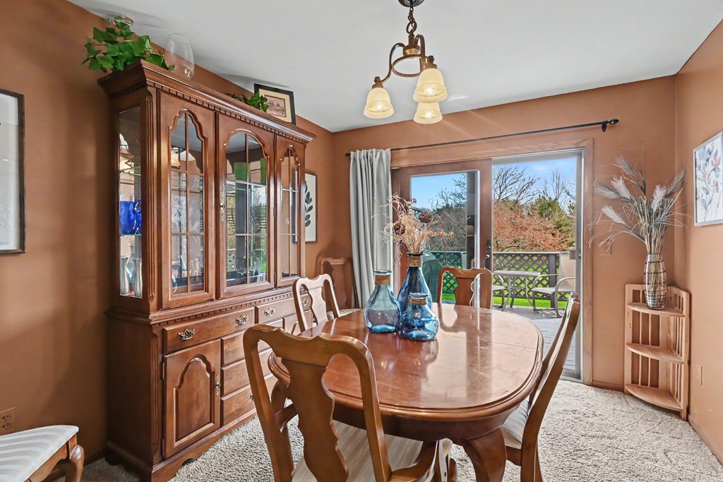 29 Woodside Blvd, Mansfield, Ohio 44904, 3 Bedrooms Bedrooms, ,2 BathroomsBathrooms,Residential,For Sale,Woodside Blvd,9072879