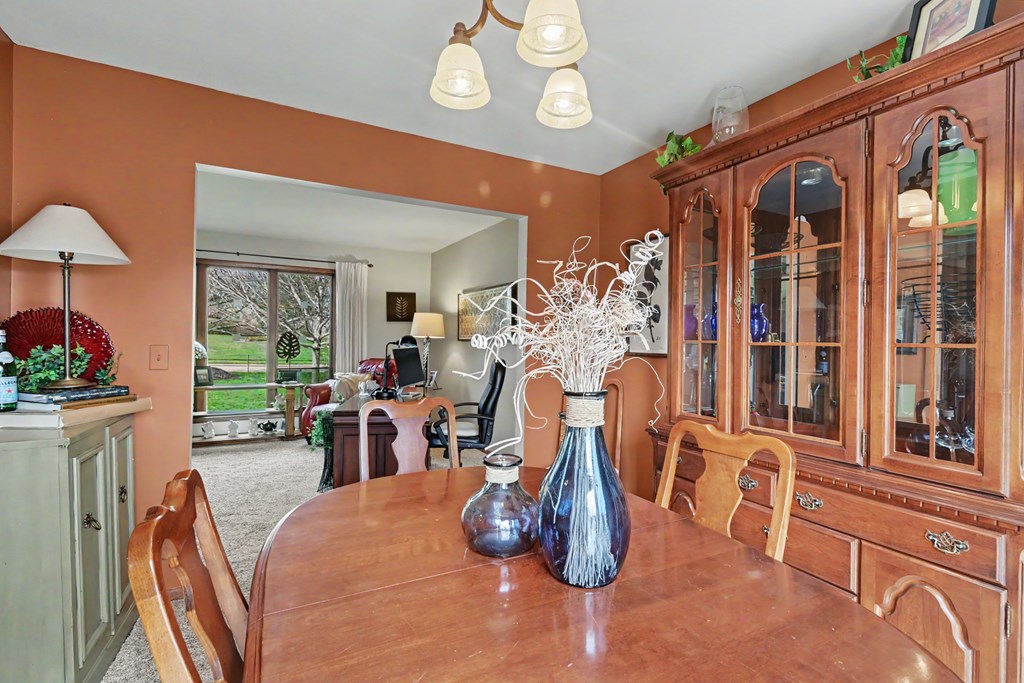 29 Woodside Blvd, Mansfield, Ohio 44904, 3 Bedrooms Bedrooms, ,2 BathroomsBathrooms,Residential,For Sale,Woodside Blvd,9072879