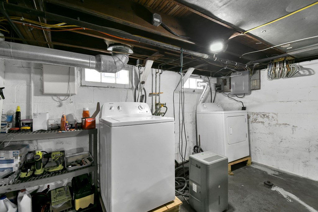 527 N Union Street, Galion, Ohio 44833, 3 Bedrooms Bedrooms, ,1 BathroomBathrooms,Residential,For Sale,Union Street,9072898