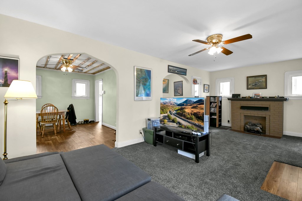 527 N Union Street, Galion, Ohio 44833, 3 Bedrooms Bedrooms, ,1 BathroomBathrooms,Residential,For Sale,Union Street,9072898