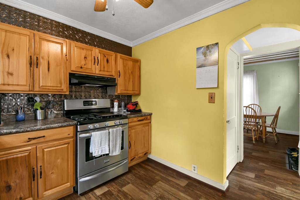 527 N Union Street, Galion, Ohio 44833, 3 Bedrooms Bedrooms, ,1 BathroomBathrooms,Residential,For Sale,Union Street,9072898