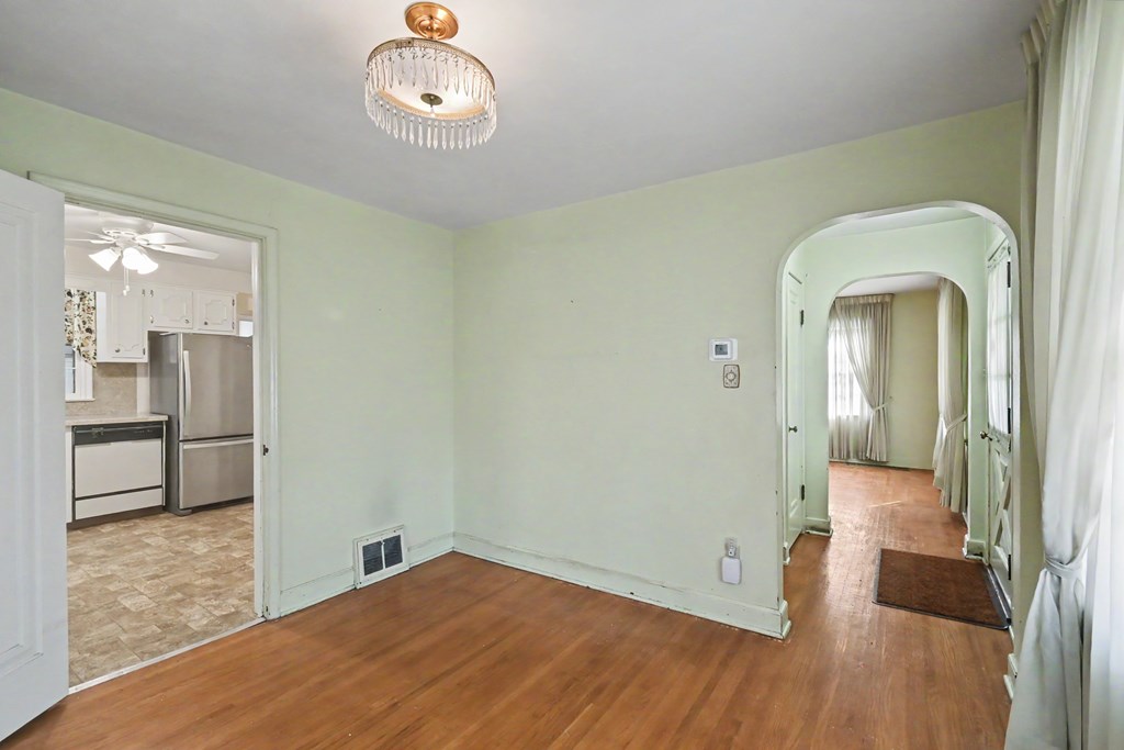 554 W Cook Road, Mansfield, Ohio 44907, 4 Bedrooms Bedrooms, ,2 BathroomsBathrooms,Residential,For Sale,Cook Road,9072905