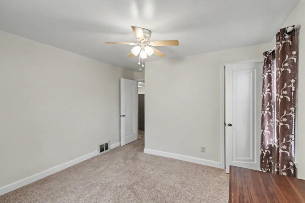 554 W Cook Road, Mansfield, Ohio 44907, 4 Bedrooms Bedrooms, ,2 BathroomsBathrooms,Residential,For Sale,Cook Road,9072905