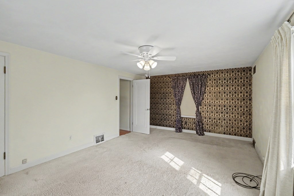 554 W Cook Road, Mansfield, Ohio 44907, 4 Bedrooms Bedrooms, ,2 BathroomsBathrooms,Residential,For Sale,Cook Road,9072905