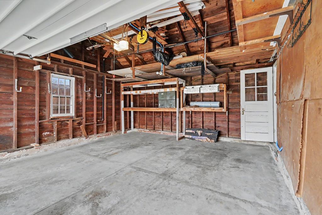 554 W Cook Road, Mansfield, Ohio 44907, 4 Bedrooms Bedrooms, ,2 BathroomsBathrooms,Residential,For Sale,Cook Road,9072905