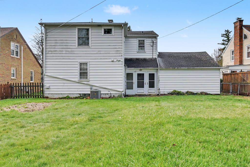 554 W Cook Road, Mansfield, Ohio 44907, 4 Bedrooms Bedrooms, ,2 BathroomsBathrooms,Residential,For Sale,Cook Road,9072905