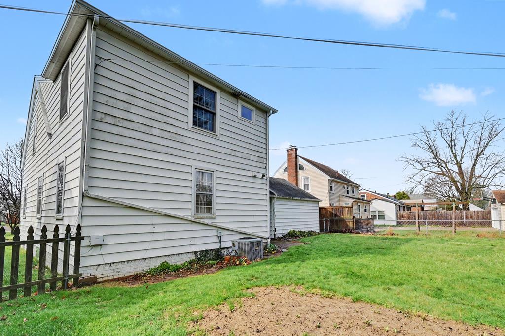 554 W Cook Road, Mansfield, Ohio 44907, 4 Bedrooms Bedrooms, ,2 BathroomsBathrooms,Residential,For Sale,Cook Road,9072905