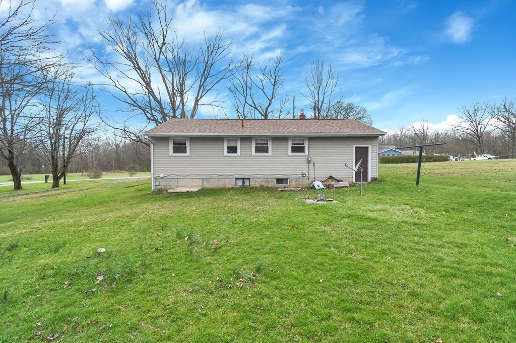 266 N Illinois Ave, Mansfield, Ohio 44905, 2 Bedrooms Bedrooms, ,1 BathroomBathrooms,Residential,For Sale,Illinois Ave,9072907