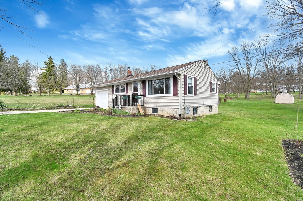 266 N Illinois Ave, Mansfield, Ohio 44905, 2 Bedrooms Bedrooms, ,1 BathroomBathrooms,Residential,For Sale,Illinois Ave,9072907