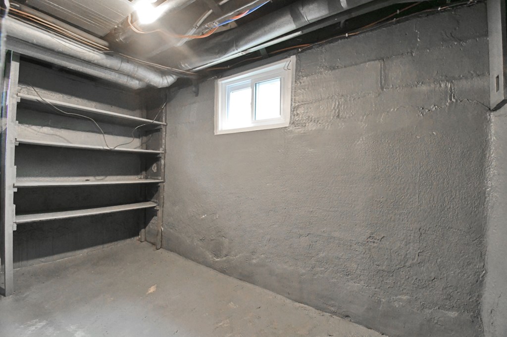 453 W Dickson Avenue, Mansfield, Ohio 44903, 3 Bedrooms Bedrooms, ,1 BathroomBathrooms,Residential,For Sale,Dickson Avenue,9072906 453 W Dickson Avenue, Mansfield, Ohio 44903, 3 Bedrooms Bedrooms, ,1 BathroomBathrooms,Residential,For Sale,Dickson Avenue,9072906