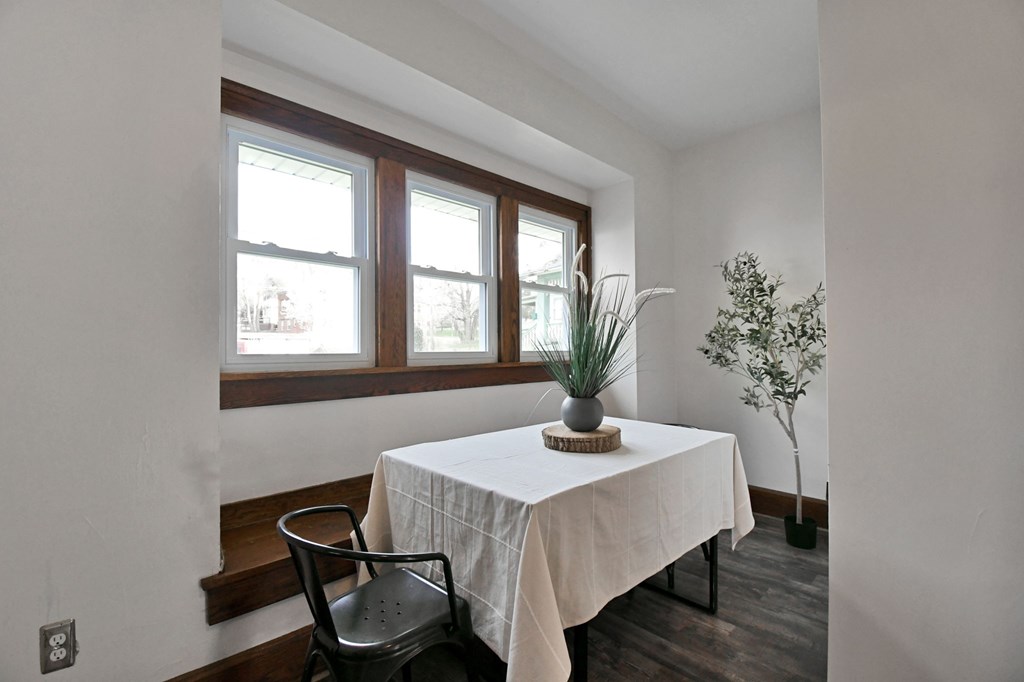 453 W Dickson Avenue, Mansfield, Ohio 44903, 3 Bedrooms Bedrooms, ,1 BathroomBathrooms,Residential,For Sale,Dickson Avenue,9072906 453 W Dickson Avenue, Mansfield, Ohio 44903, 3 Bedrooms Bedrooms, ,1 BathroomBathrooms,Residential,For Sale,Dickson Avenue,9072906