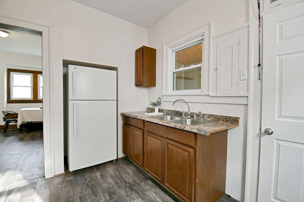 453 W Dickson Avenue, Mansfield, Ohio 44903, 3 Bedrooms Bedrooms, ,1 BathroomBathrooms,Residential,For Sale,Dickson Avenue,9072906 453 W Dickson Avenue, Mansfield, Ohio 44903, 3 Bedrooms Bedrooms, ,1 BathroomBathrooms,Residential,For Sale,Dickson Avenue,9072906