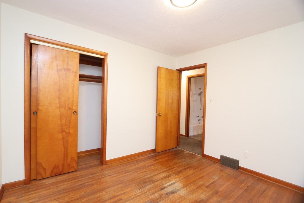 125 Hilltop Road, Ontario, Ohio 44906, 3 Bedrooms Bedrooms, ,1 BathroomBathrooms,Residential,For Sale,Hilltop Road,9072918